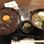 ソば な也 - カレー丼￥７００＋小そば￥１８０