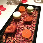 ラール・エ・ラ・マニエール - 