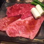 炭火焼 ゆうじ - 