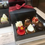 四季菓子の店 HIBIKA - 