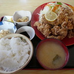 から揚げ定食９５０円