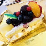 パリジェンヌ洋菓子店 - フルーツタルト