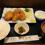 とん㐂 - ヒレカツ定食 三ヶ盛。