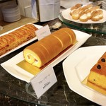 ホテルニューオータニ - アップルパイ、フルーツロール、エクストラ黒豆パウンド