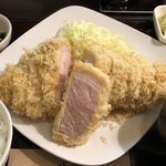 成蔵 - 【料理】中はほんのりピンク色です！！