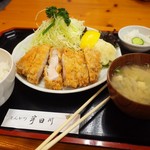 とんかつ宇田川 - ロースカツ定食