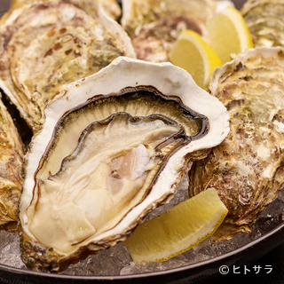 オイスターダイニング せるふぃっしゅ - 料理写真:生カキ