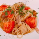 創作イタリアン Gemelli - イタリア産ポルチーニ茸とパンチェッタのフレッシュトマトソーススパゲッティー二