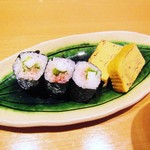 寿司栄 華やぎ - 梅しそ山芋巻きと玉子焼き。