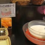 青森ワイナリーホテル - バイキング料理。青森ワイナリーホテル(青森県南津軽郡大鰐町)