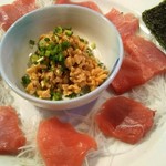 魚幸 - 本マグロに納豆を追加オーダー。