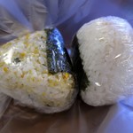 灯 - おにぎり２つ