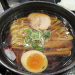 五味八珍 - 醤油ラーメン