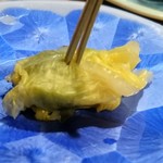 中国菜 火ノ鳥 - 北京の白菜の漬物で包んだ小豆島産生オリーブ
