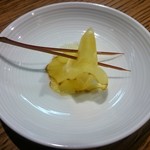 中国菜 火ノ鳥 - 甜品　杏露酒風味の菊芋と洋梨