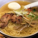 麺やひだまり - 「味玉和塩らぁ麺」820円也。税込。