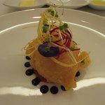 ビストロ ダイア - 北海道産鱈の白子ペニエ　トマトのクーリとバルサミコソース