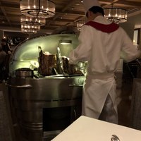 ロウリーズ・ザ・プライムリブ 恵比寿ガーデンプレイス店 - 