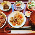 マクロビミール ひとこきゅう - 日替り定食