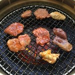 栄楽亭 - 焼き始め♪