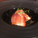 ブッラータチーズと熊本産のイチゴ 生ハム