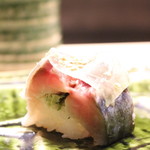 鮨こゝろ - vinegared mackerel 鯖鮨