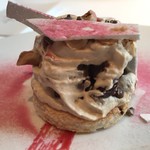 AMOUR - メレンゲの中のモンブラン