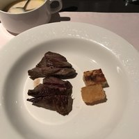 ビューアンドダイニングザスカイ - オージービーフのテンダーロイン。肉が得意でない自分も、完食できるクオリティ。