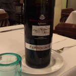 ペルケノー - アリアニコというブドウの品種を使っています