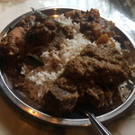 サンバレーホテル - ノンベジワンプレート（マトンコルマ、チキンチェティナード、カラチャナアルー）