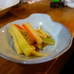 美味しいセロリ等のしょうゆ漬け