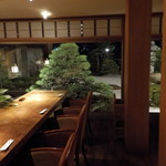 皆美館 - 二人だとカウンターも