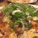 味のサファイヤ - そば肉玉アップ