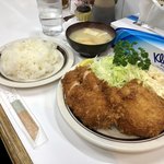 キッチングリーン - チキンカツ・クリームコロッケ 950円