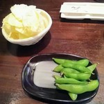 Hyottoko - 枝豆とキャベツ