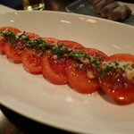 鳥みつ - トマトとピクルスのサラダ