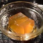 ベトナムダイニング ハノイのホイさん２（ハイ） - デザート：蓮茶と生姜のゼリー