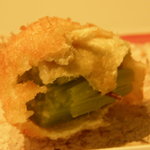 六覺燈 - 若ゴボウの茎をお揚げさんで巻いたもの