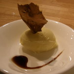 六覺燈 - あんのう芋のアイス