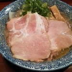 頑固麺 - 鶏豚骨らーめん730円