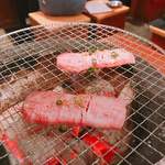 肉や 恵比寿 まる福 - 