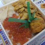 小名浜美食ホテル - うにの貝焼き食べくらべ弁当