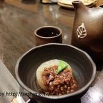 魚侍　はなれ - お通しと日本酒