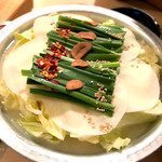 博多もつ処 東屋 - もつ鍋（京風味噌味・二人前）