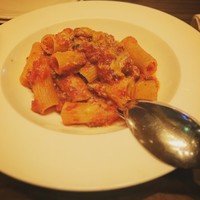 grigio la tavola - 