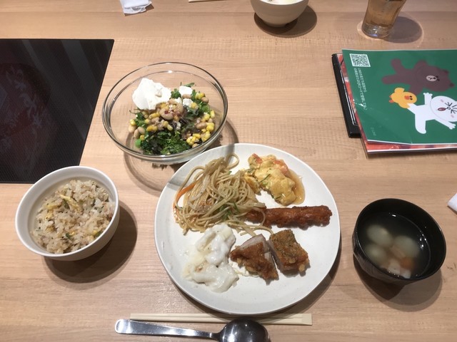 旬菜創作ビュッフェ 露菴豊川店>