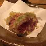 炭と地酒とたしなみワイン Kai本店 醸す - 紅芯大根の天ぷらですよ〜〜