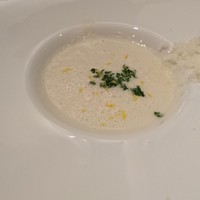 人形町 伊勢利 - カリフラワーのスープ