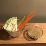 野菜スティック（キャベツ、ニンジン、きゅうり）