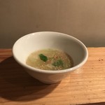 炭焼 ちきんかばぶ - 鶏スープ（三つ葉、クコ）